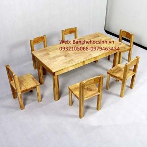 Bàn ghế gỗ montessori